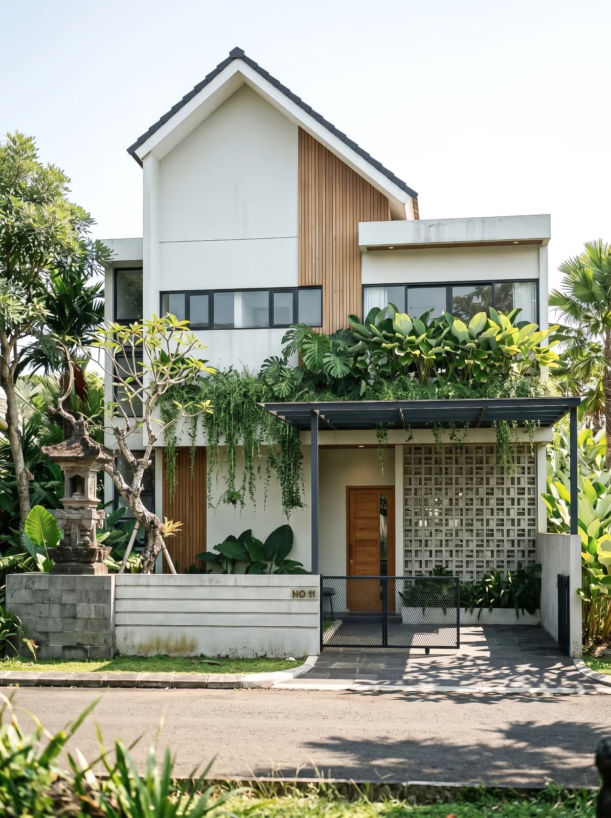 Rumah Nanta — Contemporary Tropical Living